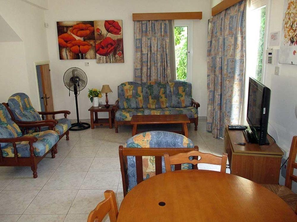 Rododafni Villas Klorakas エクステリア 写真