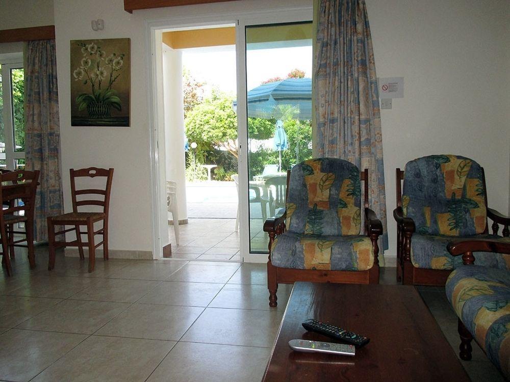 Rododafni Villas Klorakas エクステリア 写真