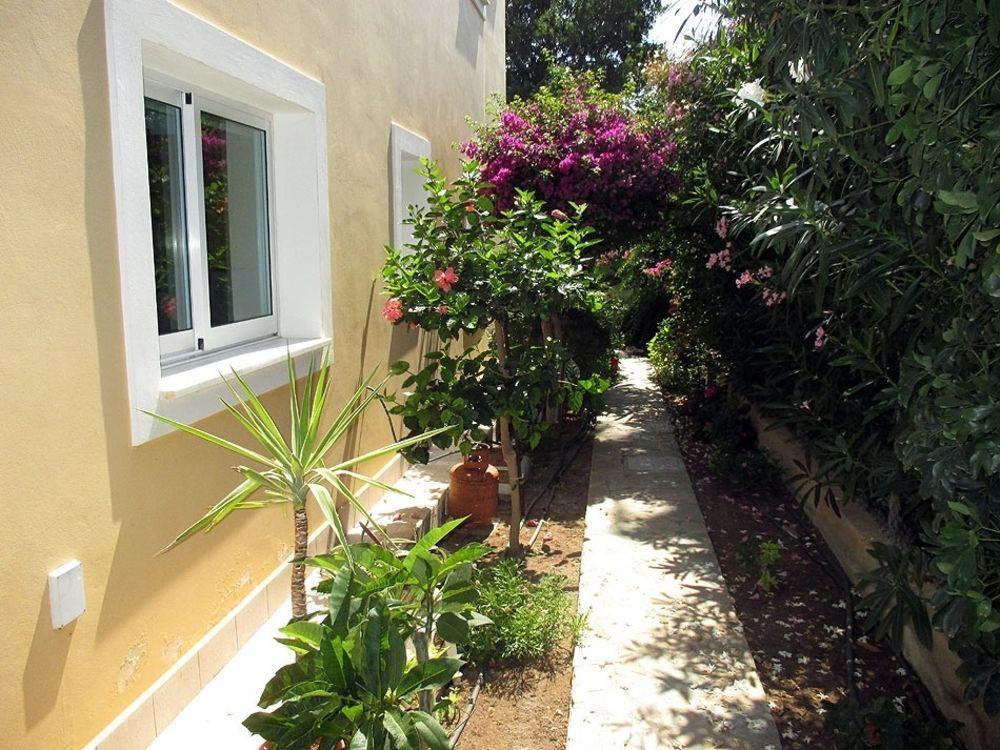 Rododafni Villas Klorakas エクステリア 写真